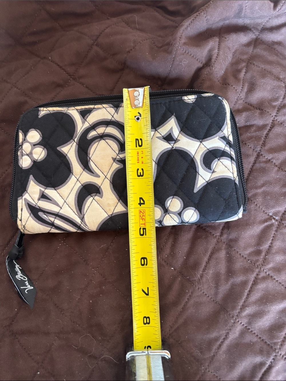 Vera Bradley Black and Cream Quilted Zip Wallet - Picture 6 of 6